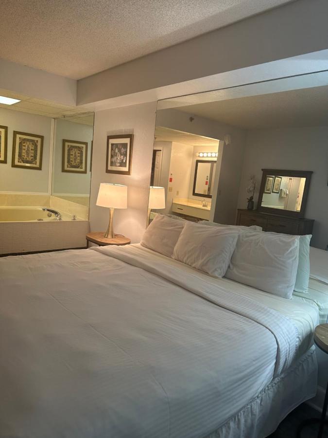 River Place Condos #409 1Bd, 2Bath พิเจนฟอร์จ ภายนอก รูปภาพ