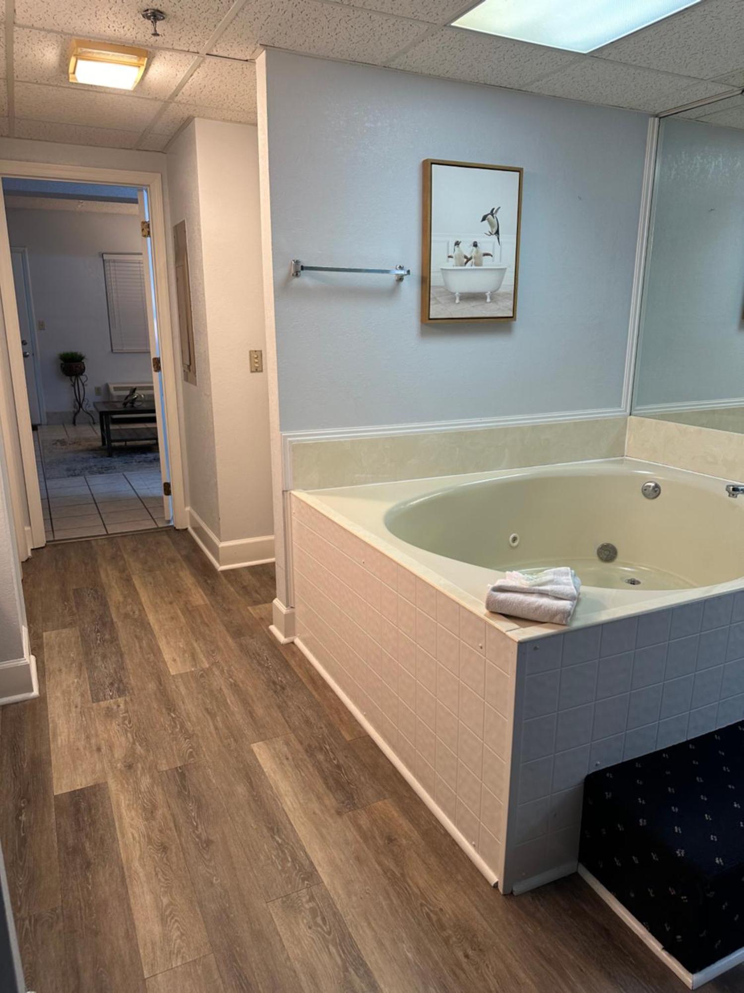 River Place Condos #409 1Bd, 2Bath พิเจนฟอร์จ ภายนอก รูปภาพ